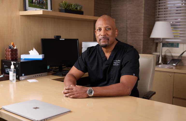 Dr. L. Sean Thompson
