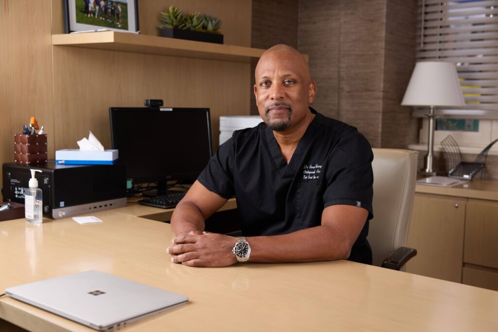 Dr. L. Sean Thompson