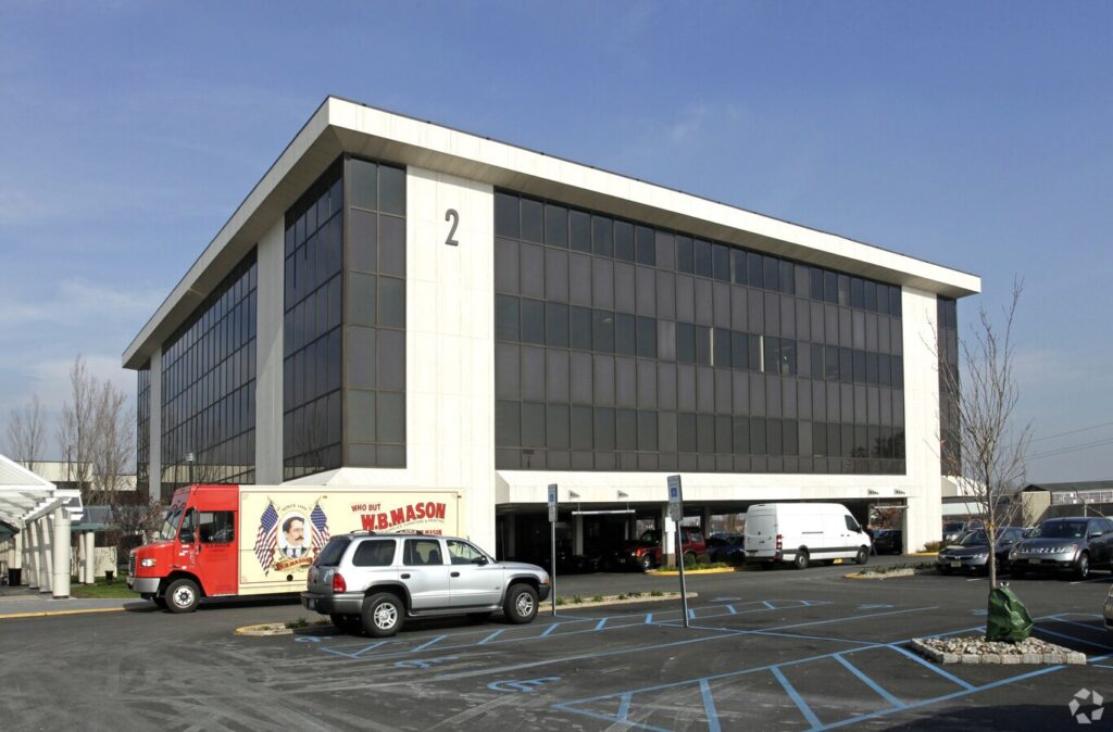 Clifton, NJ 07012 location